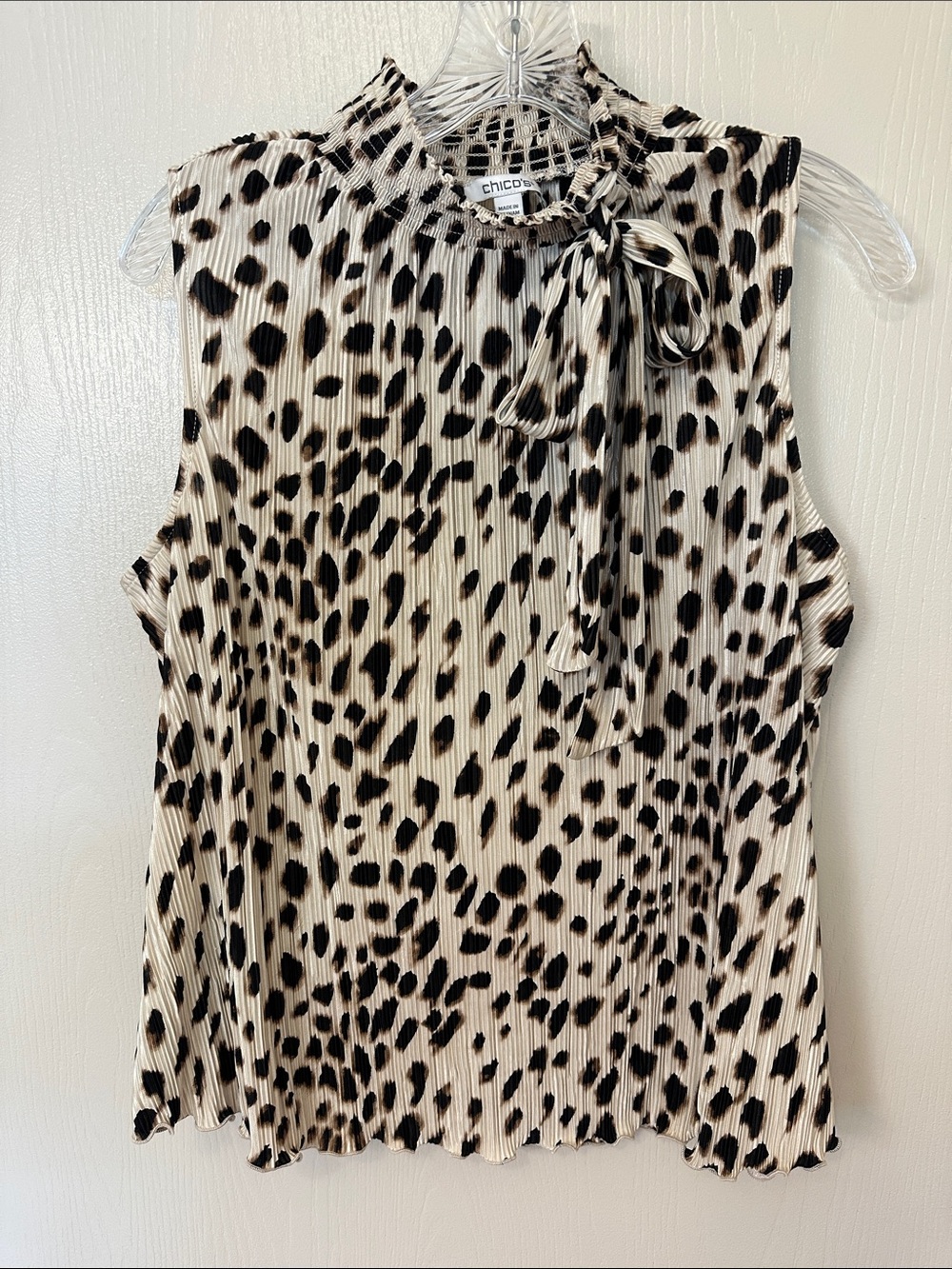 Chico's Cream and Black Pleated Animal-Print Tie-Neck Sleeveless Top